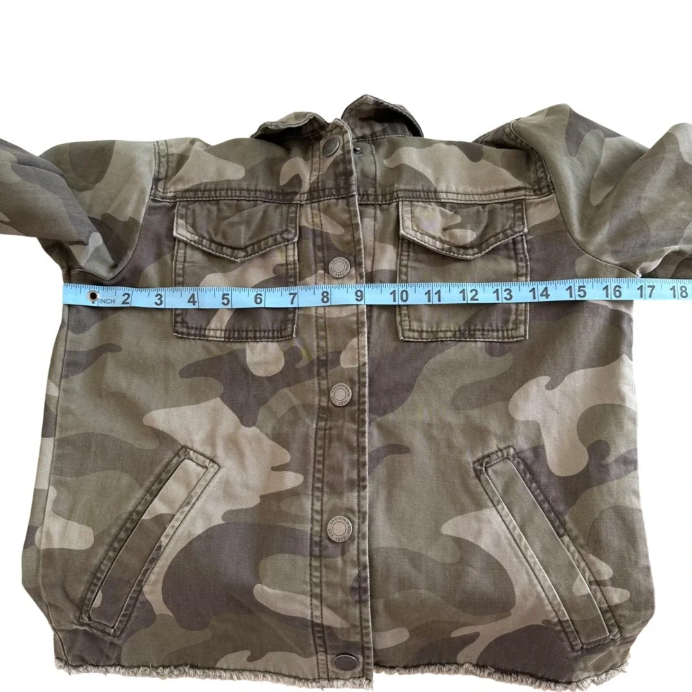 Abercrombie Kids Camo Utility Jacket Girls 11/12 Frayed Hem Cotton Camouflage
